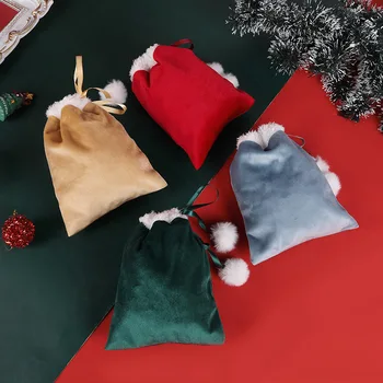2024 Christmas Candy Kotid Hairball Pingutusnöör Velvet Kott Kingitus Pakkimise Kotid Jõululaupäev Puuviljad Kott Partei Kingitus Teenetemärgi